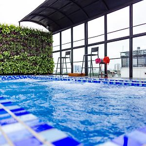 Shining Central Hotel & Spa